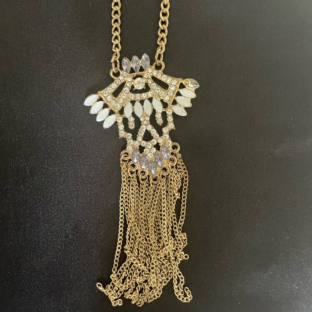 Steve Madden necklace
